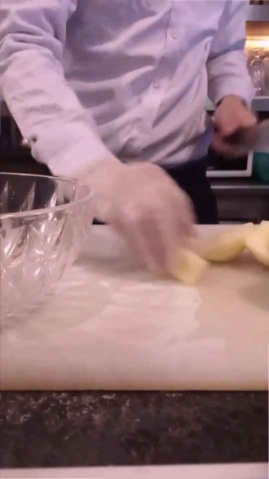 想吃水果沙拉的时候就自己做,简单又卫生