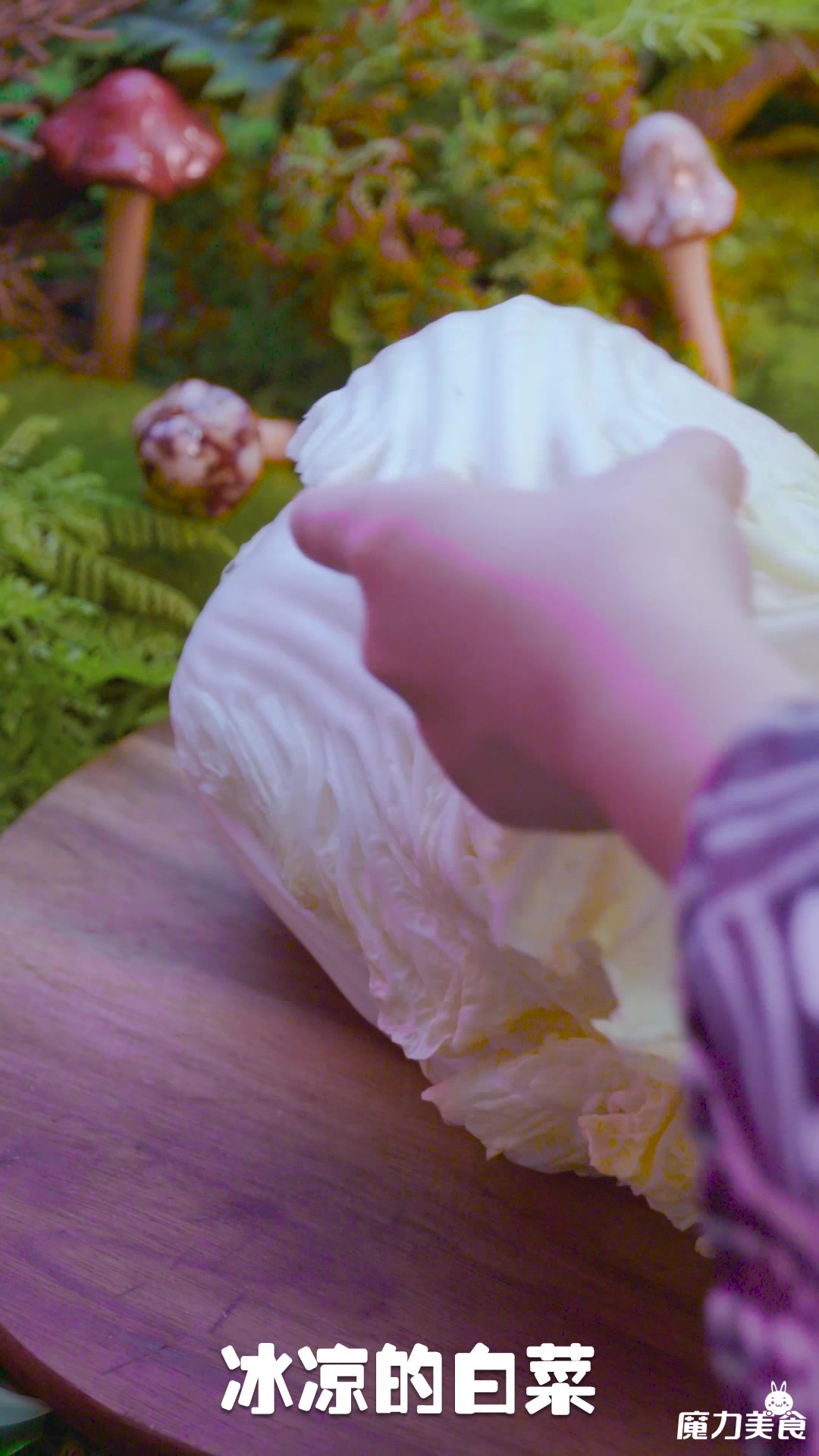 用土豆茄子大白菜摆盘,把《第五人格》从恐怖游戏变成了爱情故事