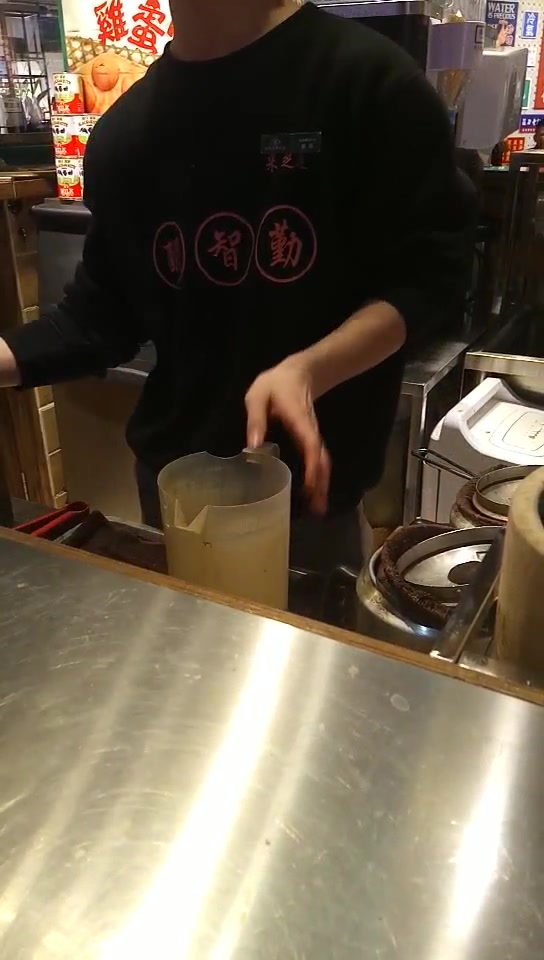 实拍!丝袜奶茶灵魂——红茶底制作过程