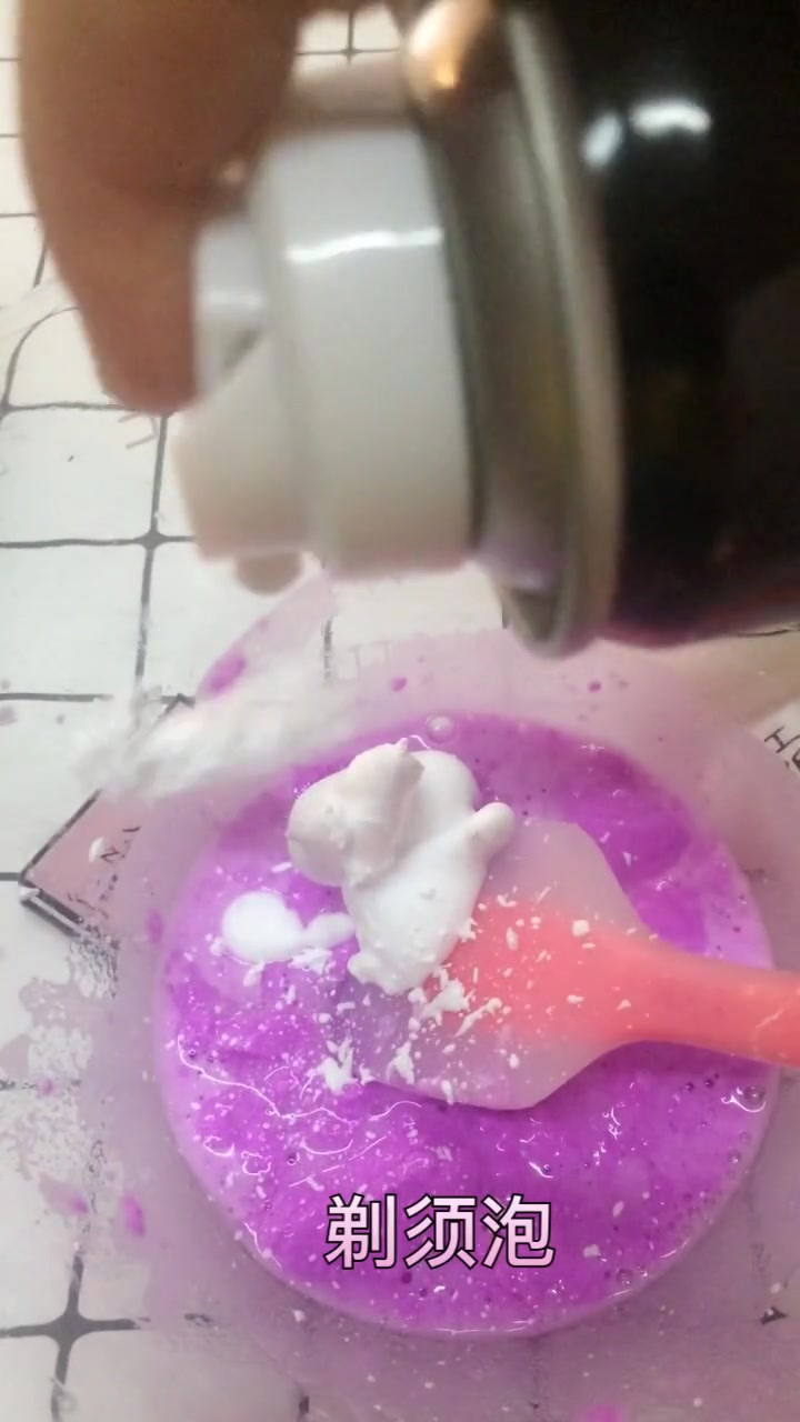 用纸黏土做出来的,超有手感的蛋糕泥教程,了解一下!