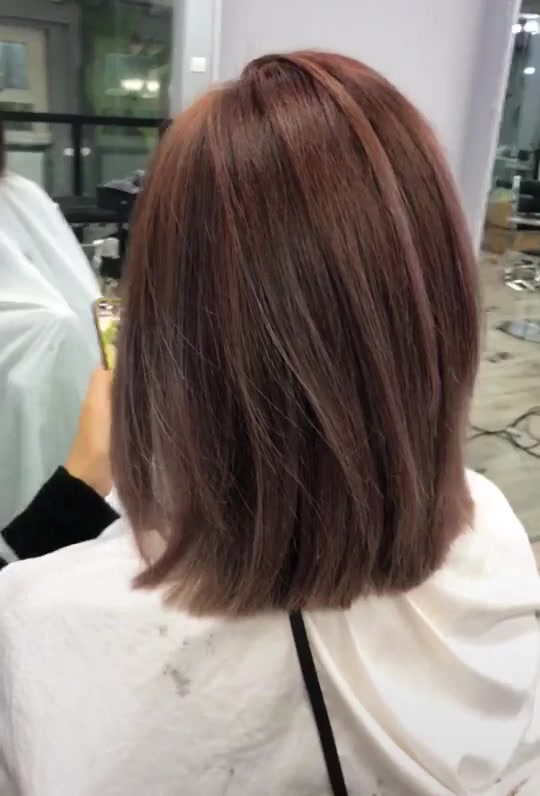 2018最显白发色 让你美到骨子里 渐变色搭配人鱼卷