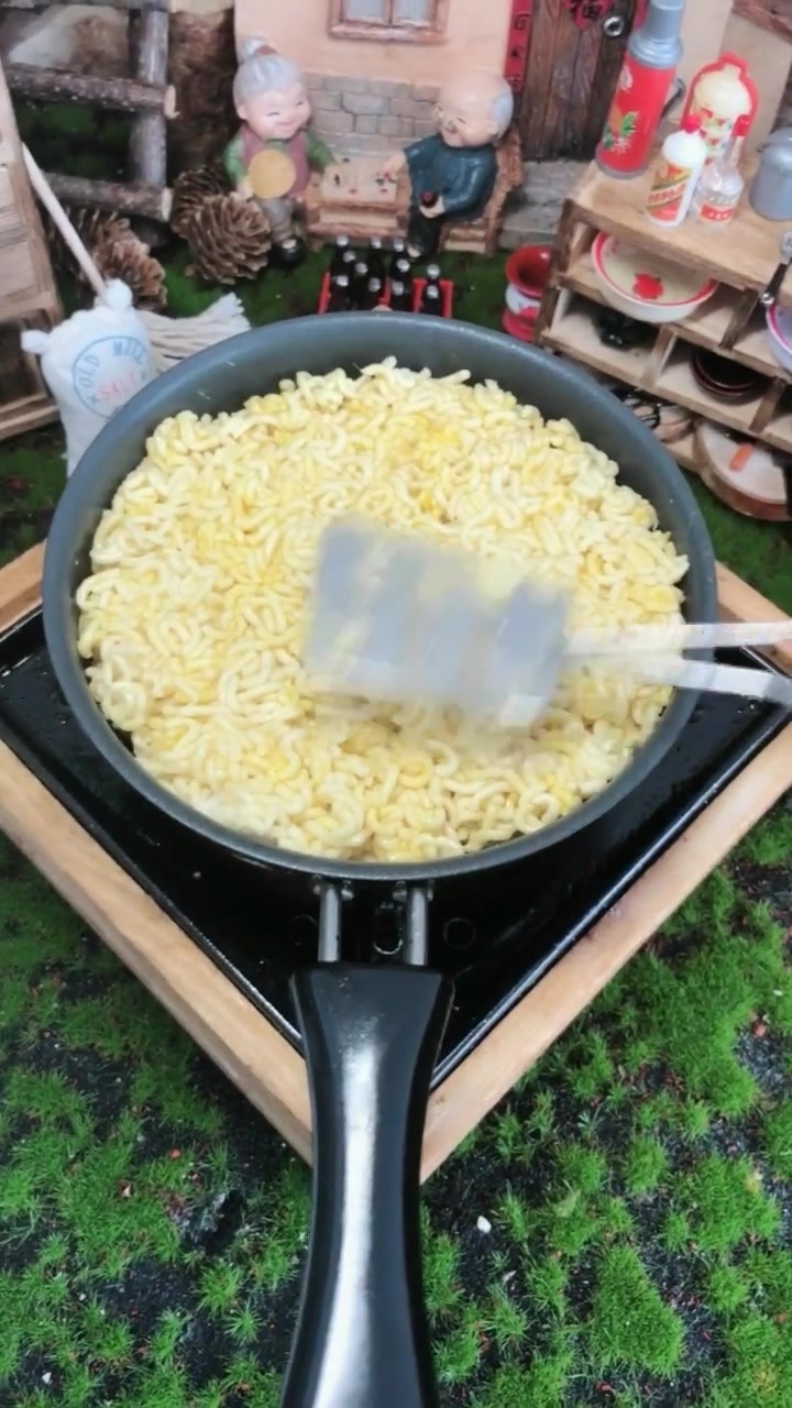 方便面还能这么做?孩子肯定喜欢,太可爱了