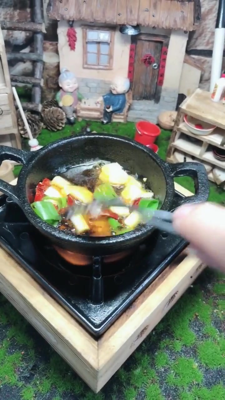 迷你厨房皮皮虾,配上啤酒就太爽了