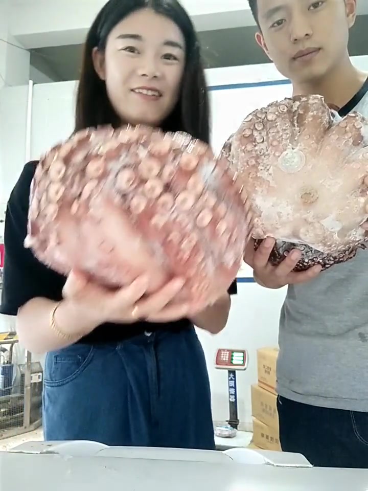 深海章鱼花,这一团有二三十斤,竟然还有牙齿!