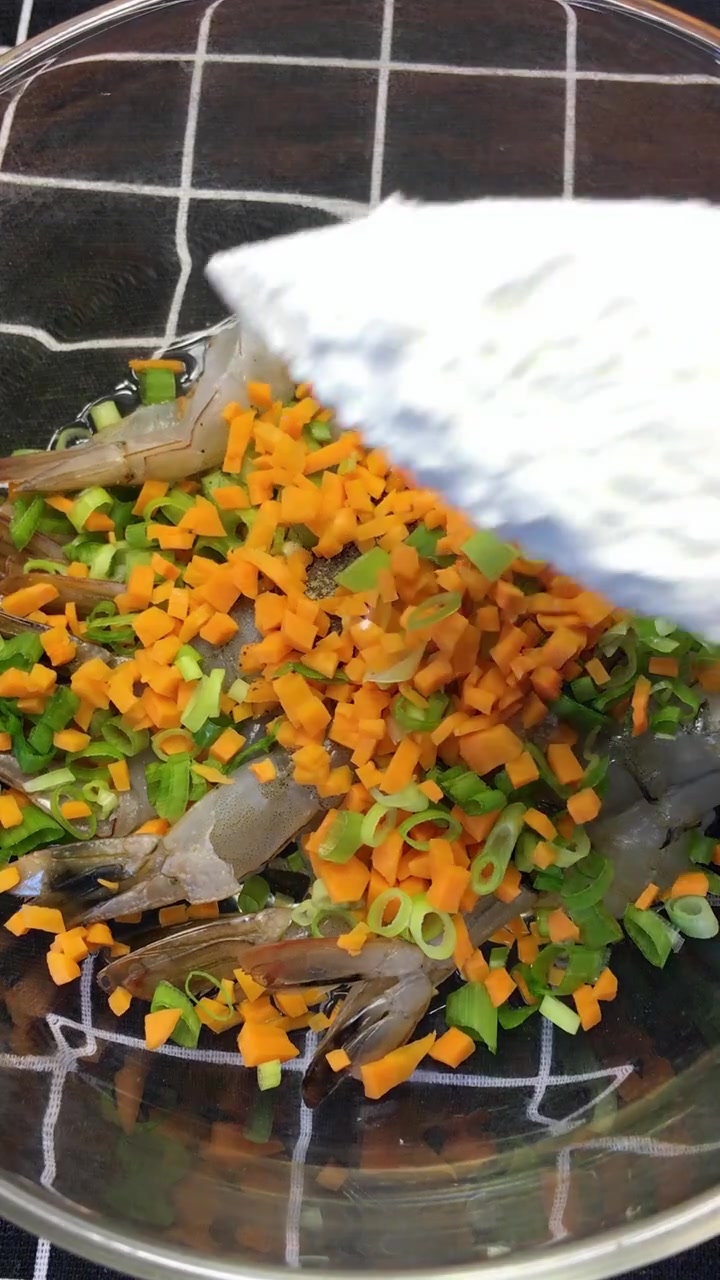 葱香虾仁你吃过吗?进来教你做