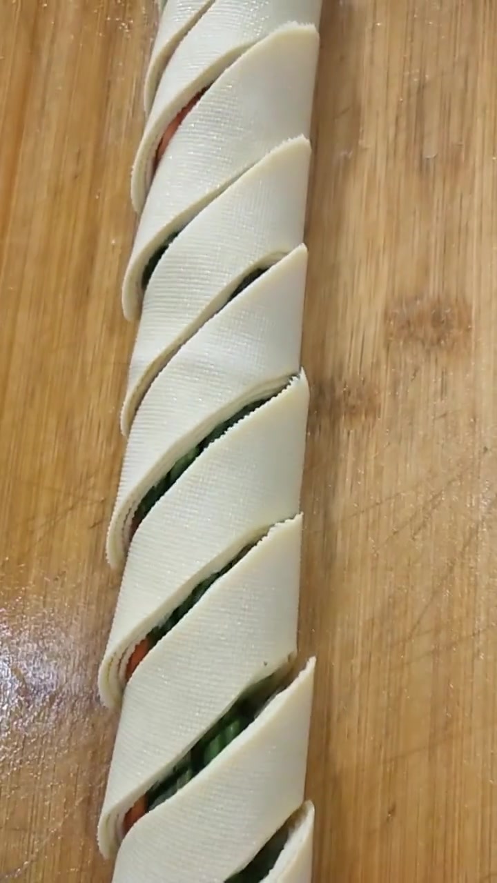 京酱肉丝在家做,做法简单又好吃,这样做比饭店里做的都好吃