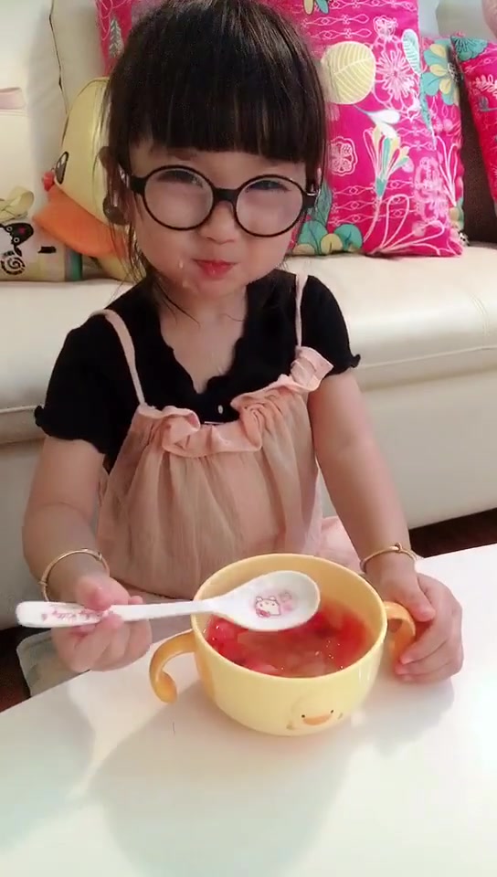 运动完吃着夏天必备的四果汤