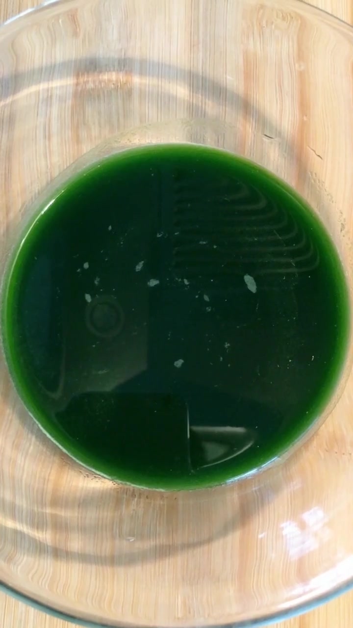 菠菜鸡蛋羹的做法超简单,关键是好吃