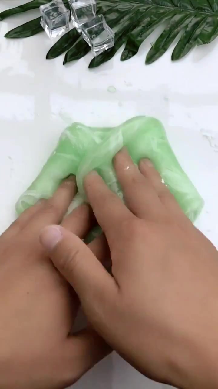 水晶泥变布丁泥的简易教程,一点“神仙粉”就能轻松搞定!