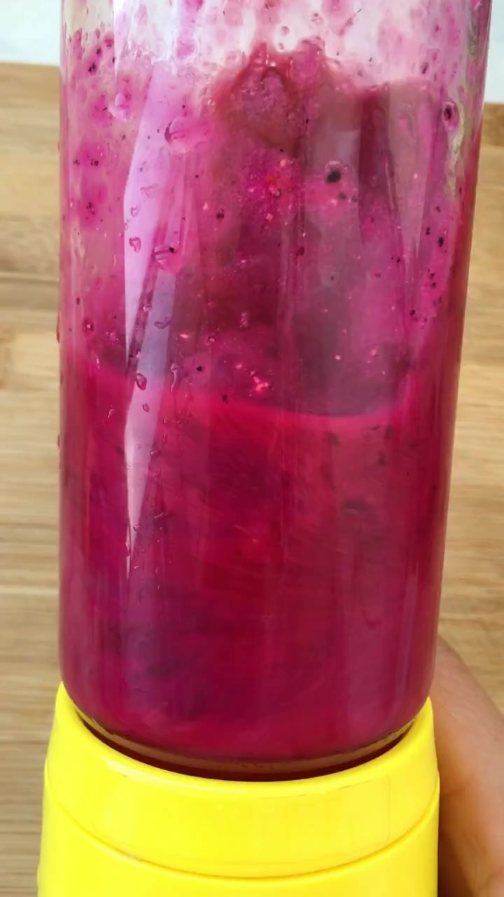 火龙果珍珠奶茶制作方法,晶莹剔透,吃起来嫩嫩的真好吃