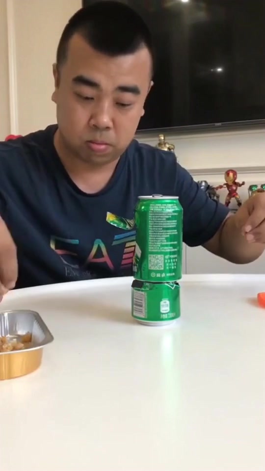 这个视频火了,当你看电影想吃爆米花的时候……这方法太好使了