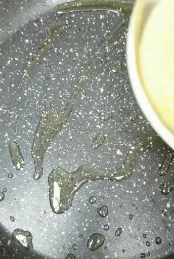 隔夜饭可以这样处理这样做出来的蛋包饭特别好吃,你学会了吗?
