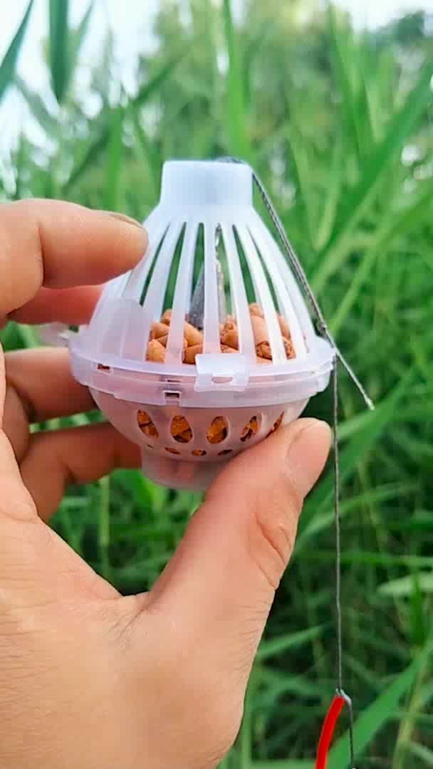 钓鱼小技巧,教你抛竿串钩的用法,非常的简单实用!