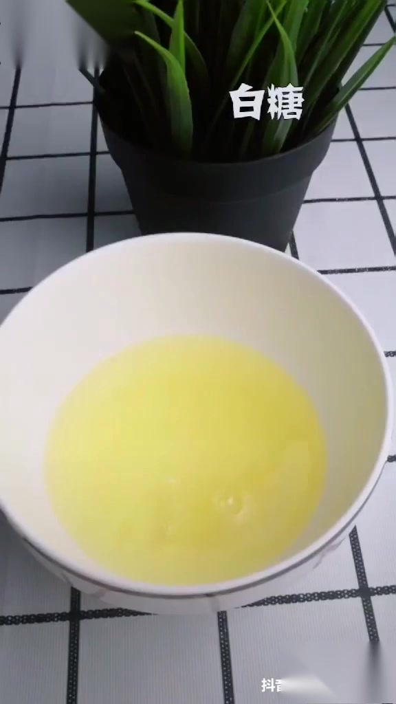 夏季美食,教你自制水果双皮奶