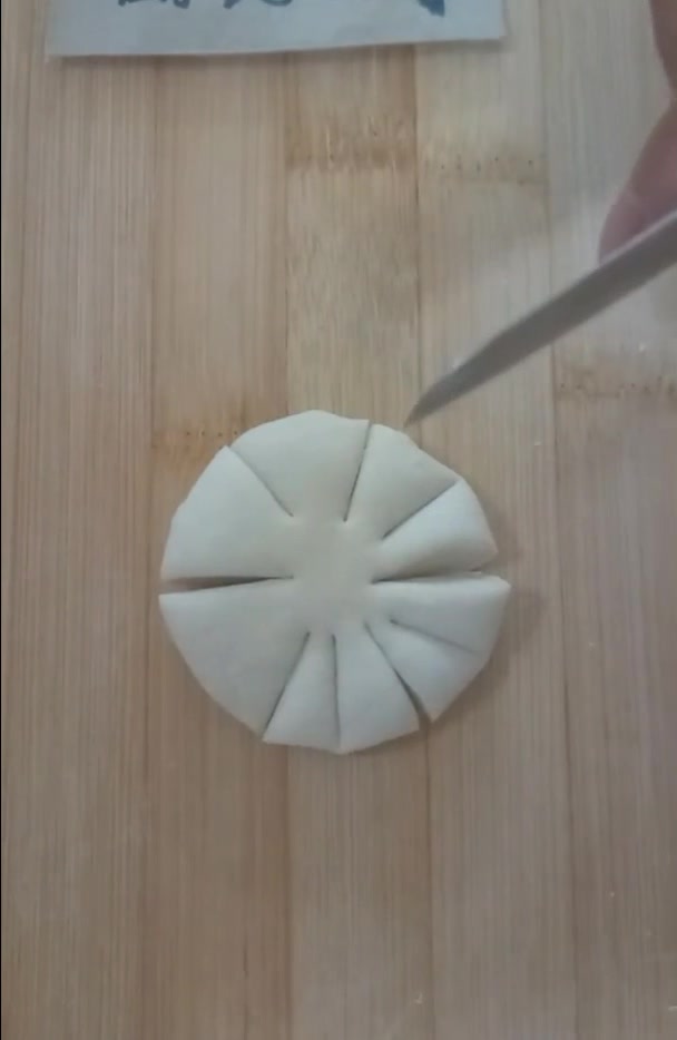 这是枣花馒头枣最多的一次,漂亮简单,看着就很有食欲