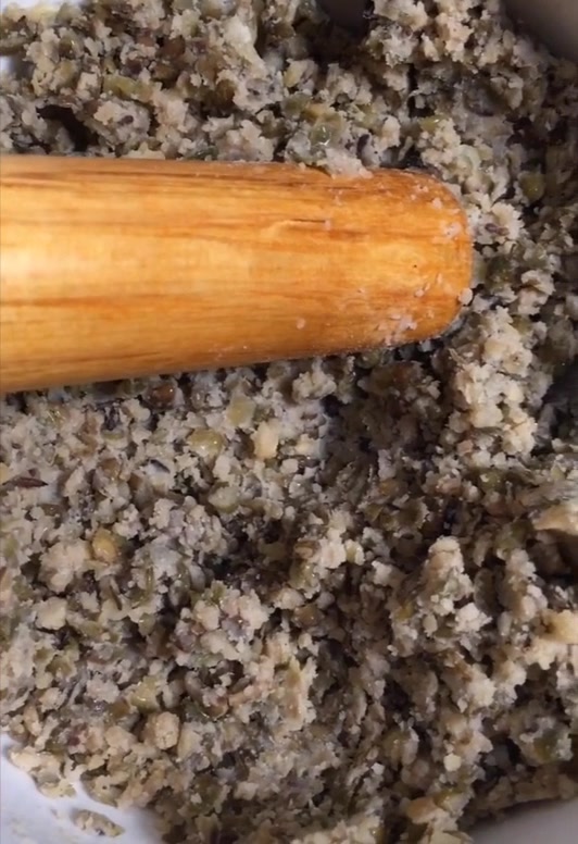 中秋节快到了,现在教你做好吃美味的南瓜紫薯月饼