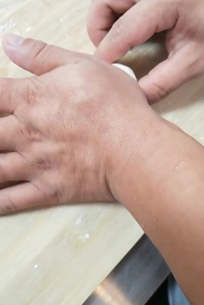 别再包单调的豆沙包了,试试这种手法,好看又好吃,孩子绝对喜欢