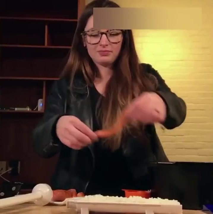 手残党福音!轻松做出完美寿司卷,不用担心卷坏了