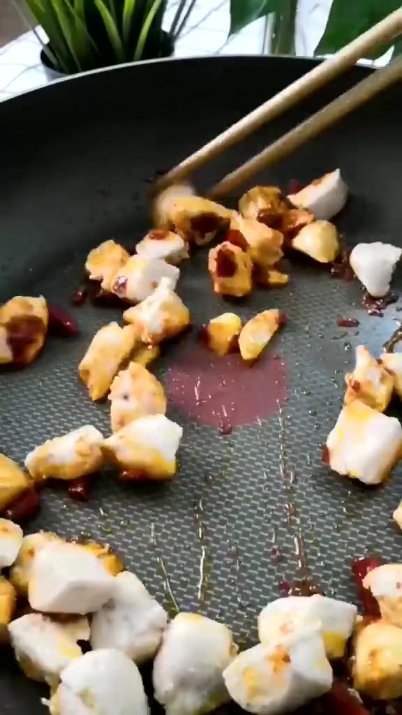 四川正宗宫保鸡丁,这才是宫保鸡丁的正确做法!