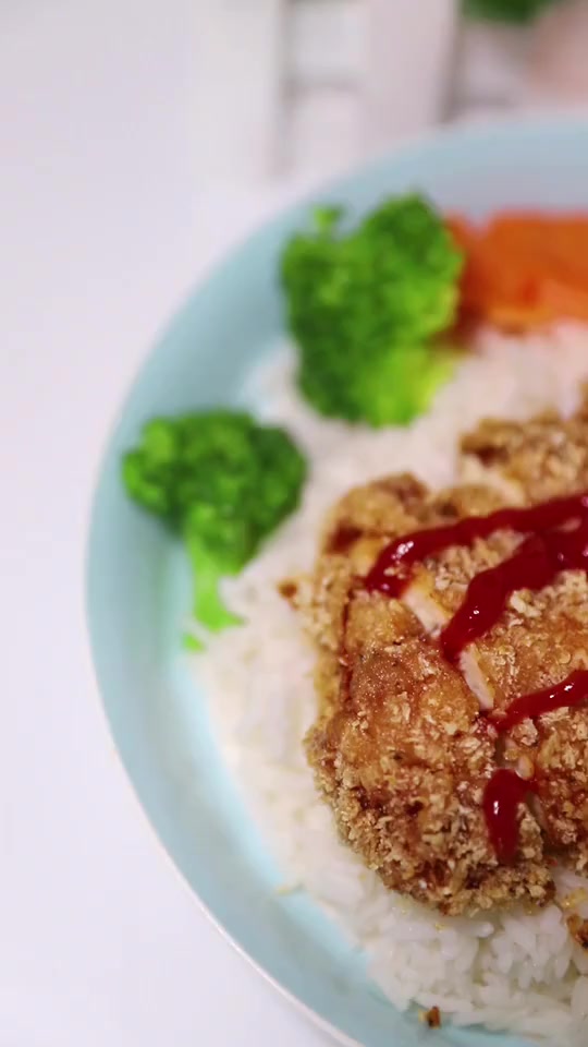 自己动手做的鸡排饭,简单好吃,原来做饭这么简单