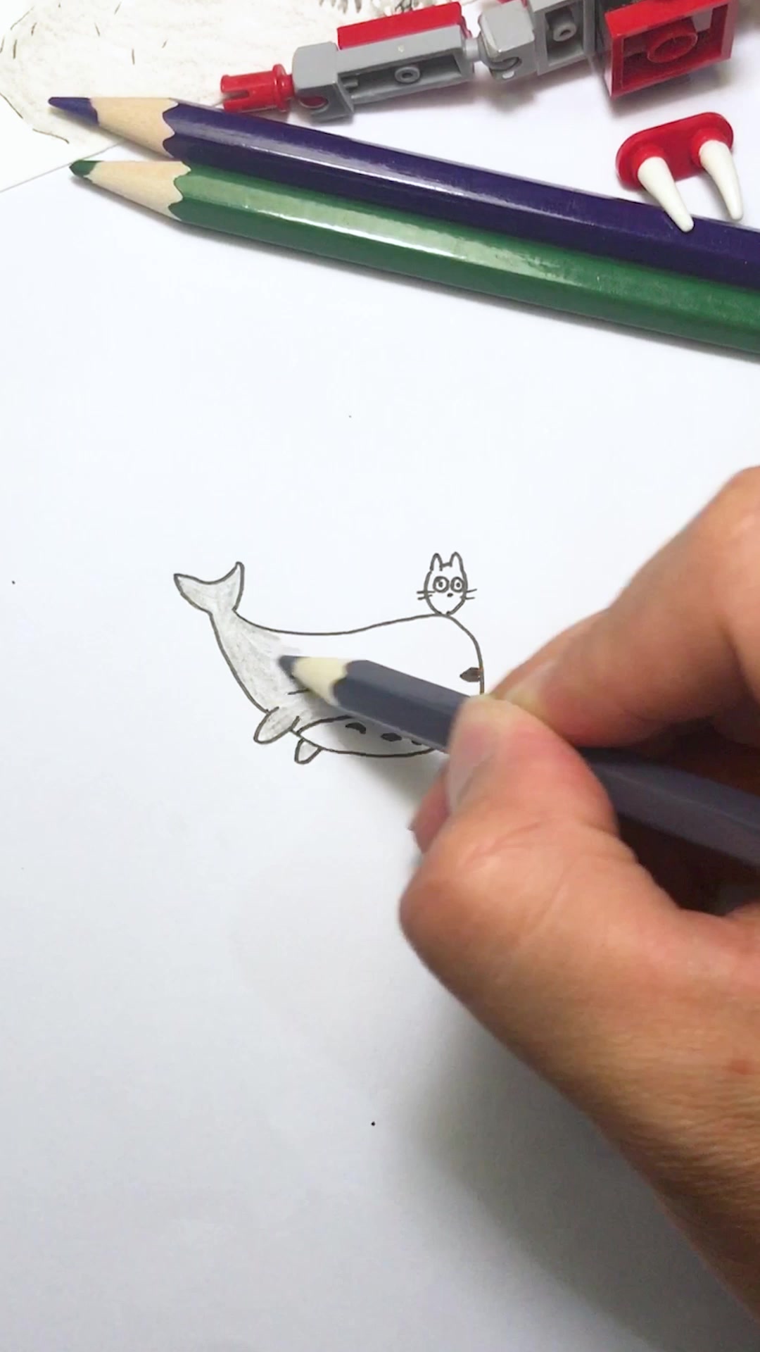 鲸鱼上的龙猫主题书签简笔画 想象力是孩子最好的老师!