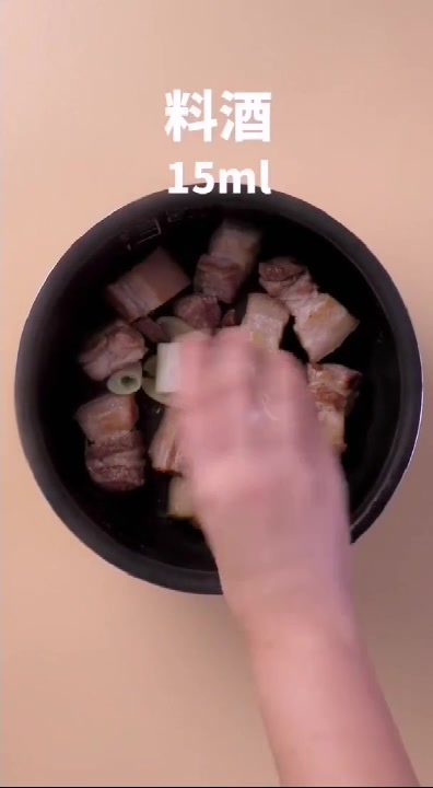 软糯下饭不油腻的土豆红烧肉,做法配方全都教给你,不怕你学不会