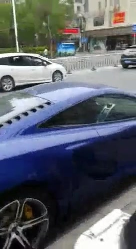 耐克牌超跑,帅气