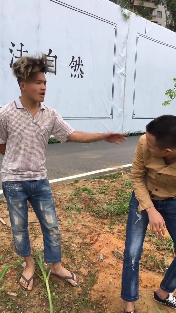 搞笑视频:全网最火的小黄鸭