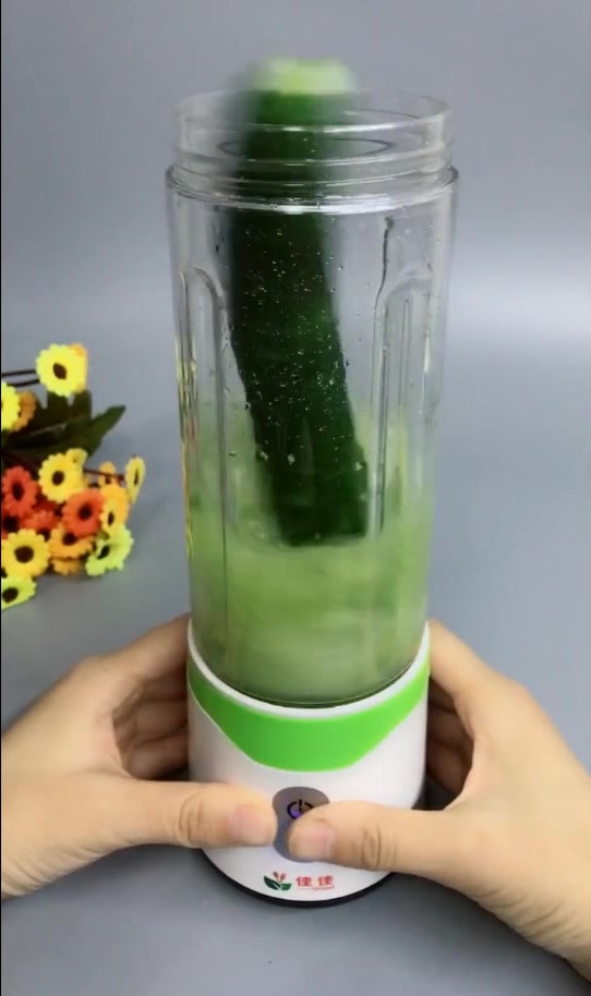 水果蔬菜的最佳搭配,喝上一杯,营养美味