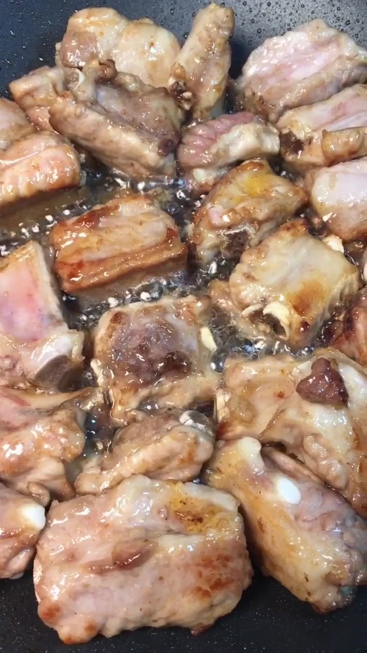 糖醋排骨做法视频教程