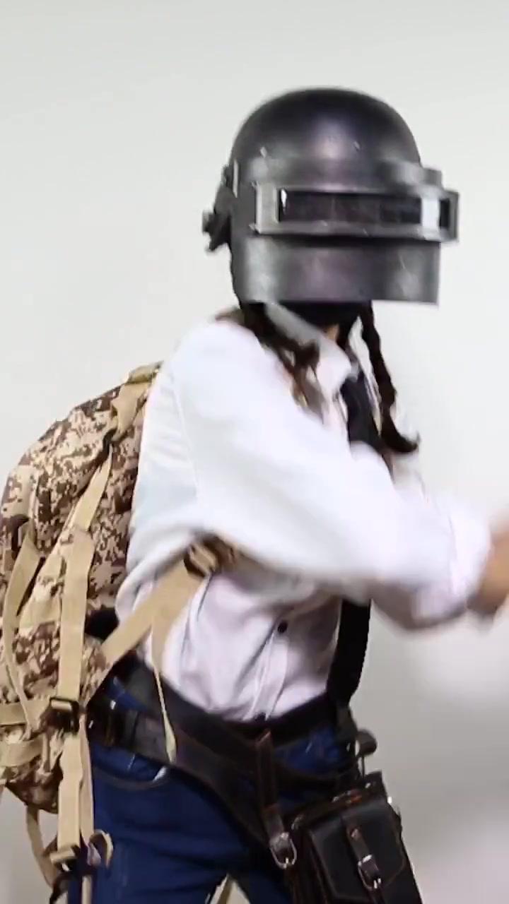 绝地求生 女角色cosplay,这波还原,你们觉得怎么样?