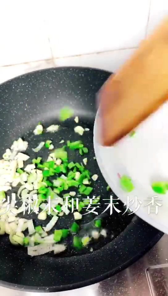 香菇菜心营养健康大鱼大肉吃多了这道素菜是不错的选择哦