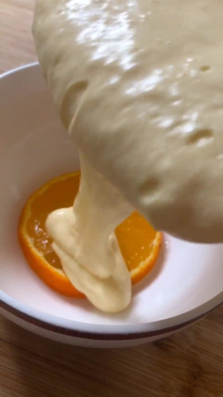 橙子切片的蛋糕,不仅好吃而且非常的漂亮,我一定要学会它