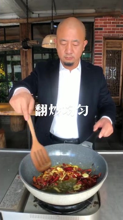 口感滑嫩,油而不腻,越吃越上瘾的水煮鱼