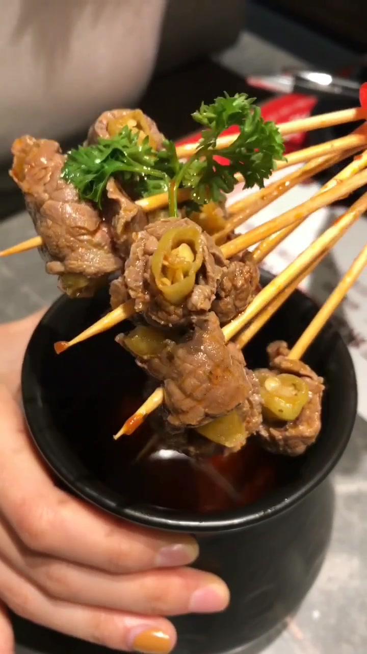 弹出“天际”的牛肉丸,这牛肉串看起来太美味了,网友:看饿了!