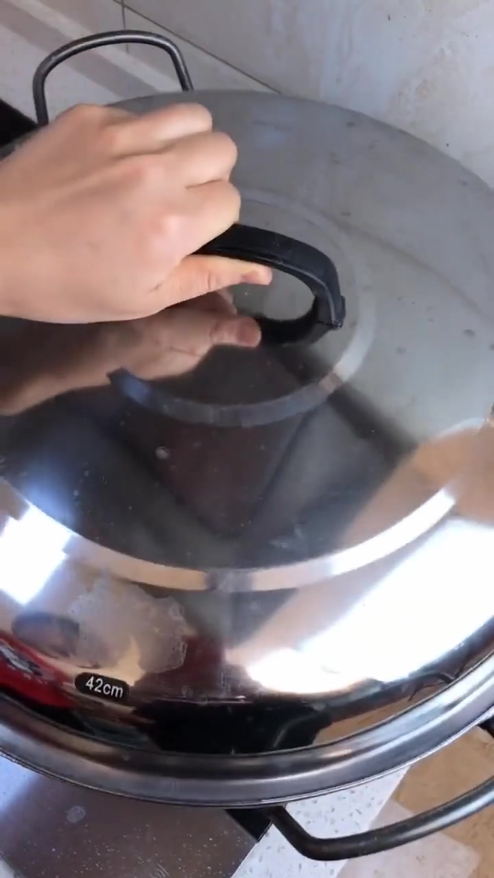 特殊下饭菜鱼锅卷子,色香味俱全!