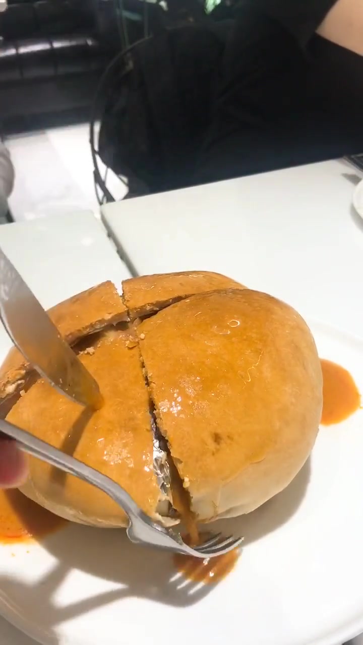 颜值与美味并存,网红美食面包鸡块,切开的那一刻太“诱人”了!