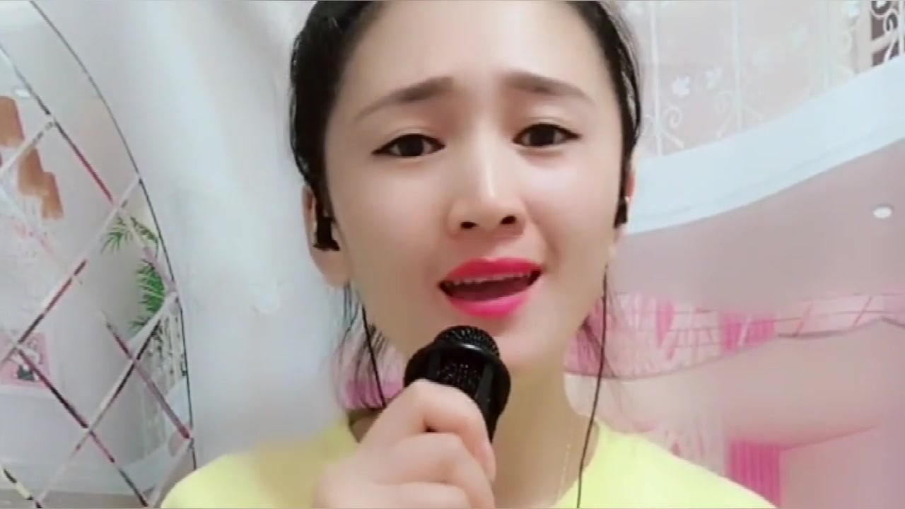 漂亮條件唱一首《東南西北風》,熟悉的旋律,越聽越上癮該初中生邊邊我想?我一個v條件是是大專從妹子何學起我要考畢業證圖片