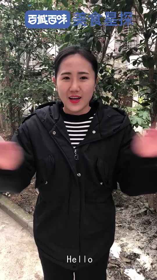 美女试吃“芥末章鱼”,章鱼味道鲜美,一口下去满满的幸福感
