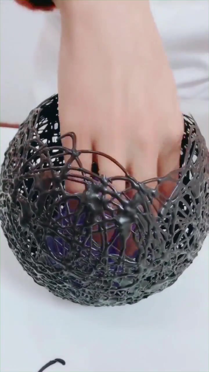 哇哦!超美味的巧克力淋面蛋糕,这个做法我还是第一次见