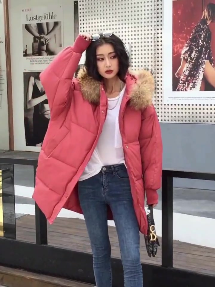 不同色彩加厚棉袄面包服中长款,小姐姐这身穿搭太美了