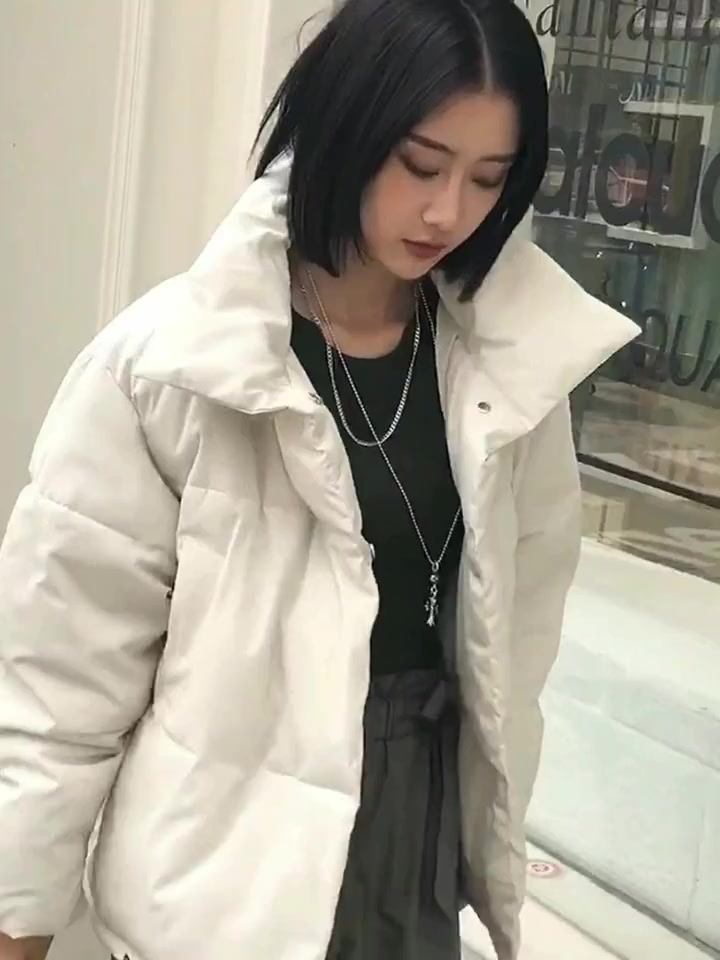 面包棉服女短款,小个子冬天这样穿超靓,青春休闲又显白!