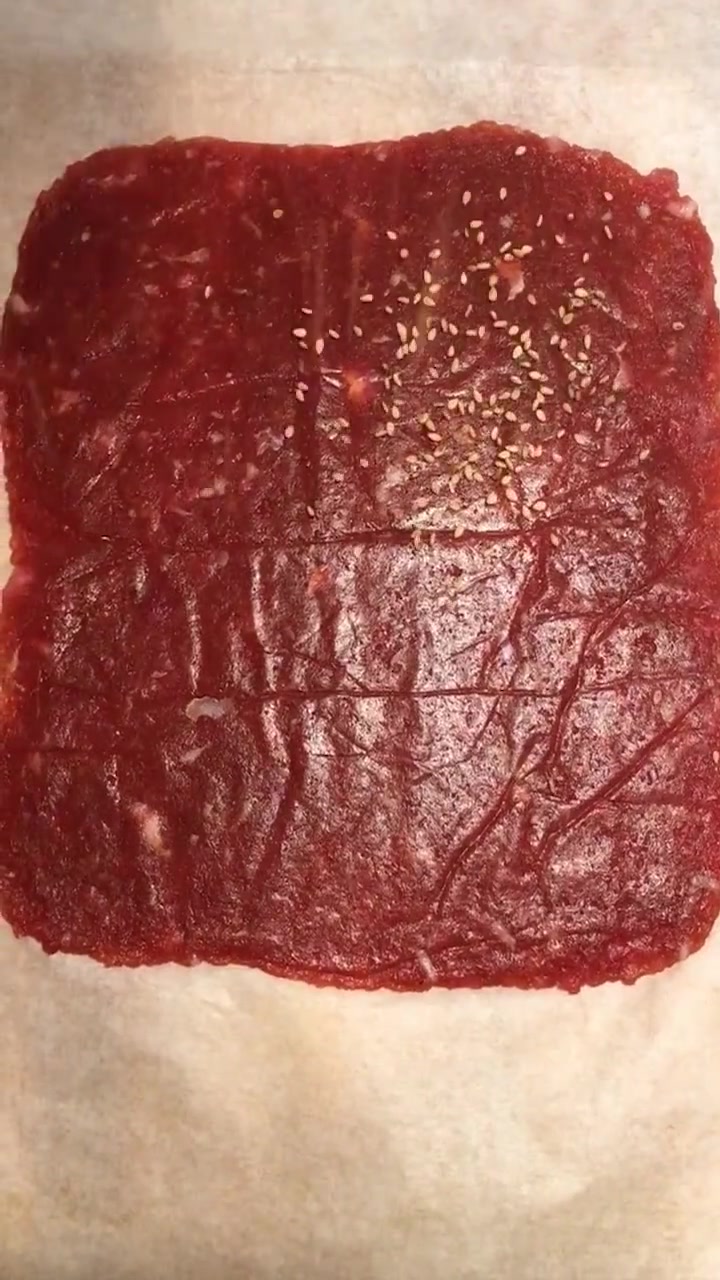 教你在家做牛肉脯,做法简单,营养美味!