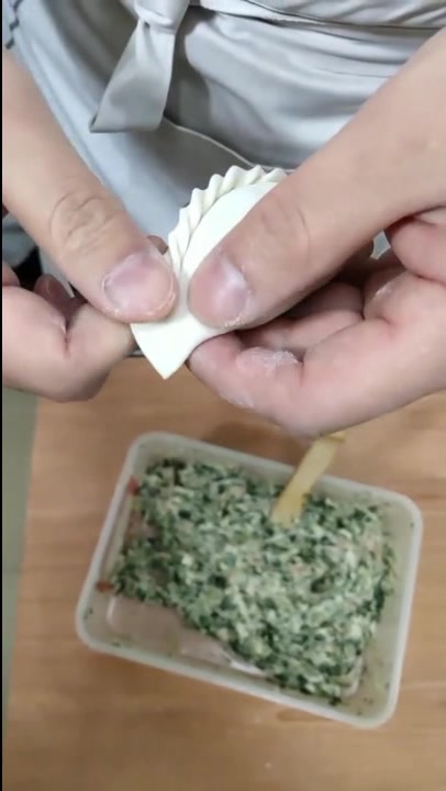 饺子的这种捏法你会吗,好看又不露馅,赶紧来学吧!