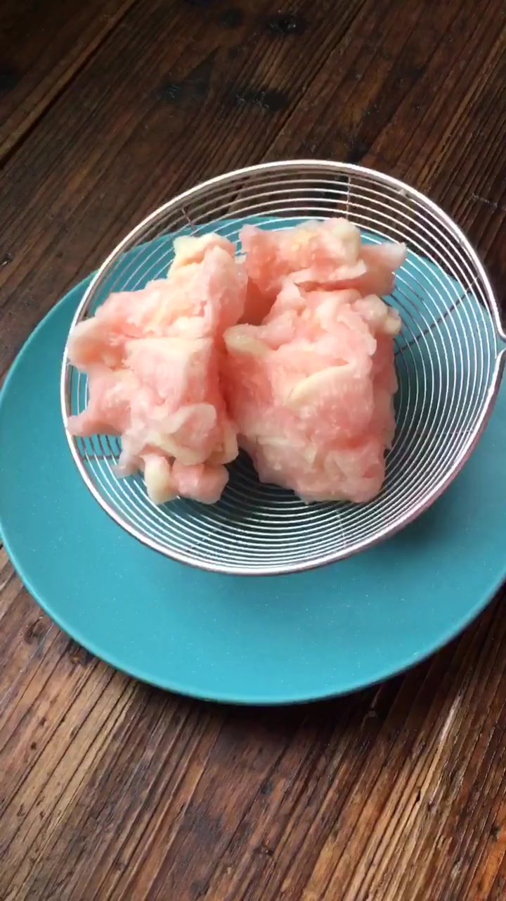 柚子皮也能吃,真是大开眼界,还别说做好后还挺好吃
