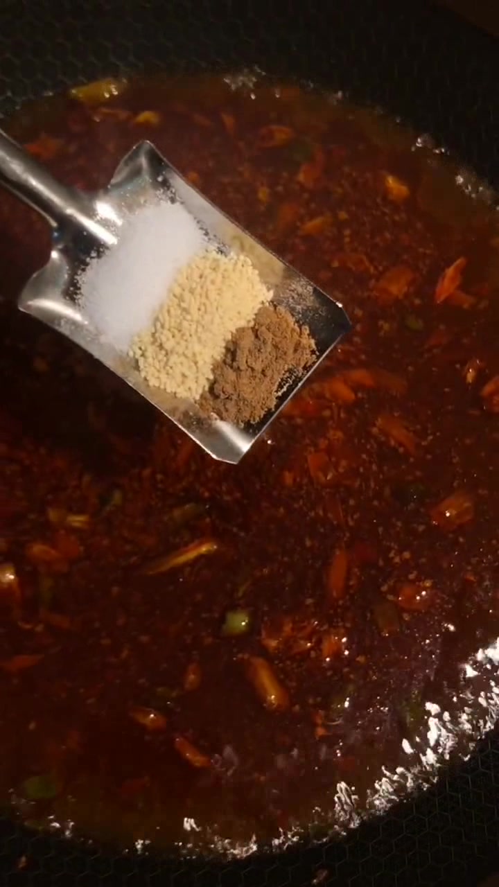 冬天不要出去吃火锅了,在家做个金针菇肥羊就好,做法十分简单!