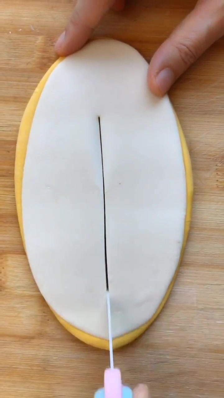 呆萌的卡通小馒头,做法非常的简单,快学会它做给孩子吃吧