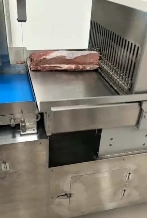 家里新买了一台全自动切肉机,真是太方便了,再也不用担心切到手