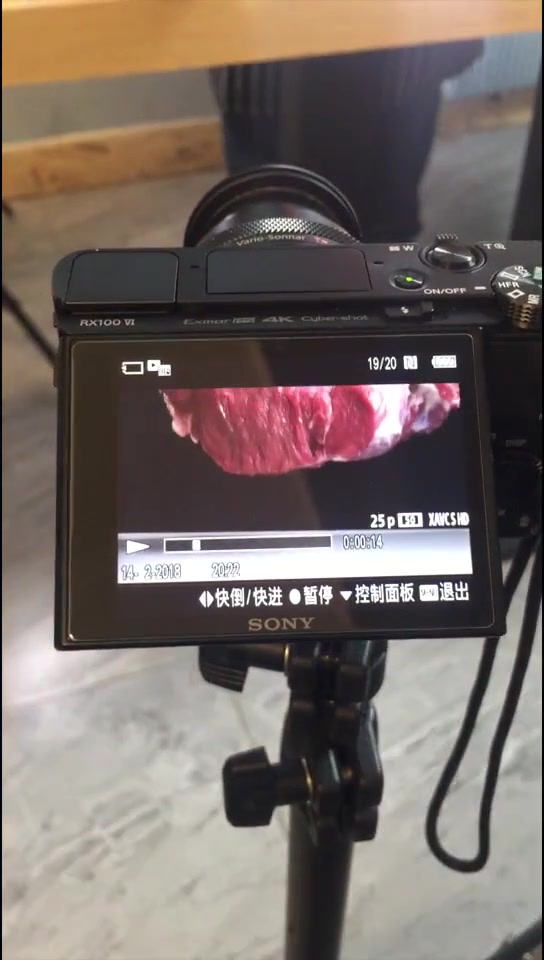 牛肉面广告,为什么和桶里的不一样?因为拍摄技术高超!