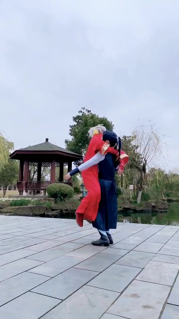 高举华熙大旗!灵契就是教你如何反攻,位置引人注目!